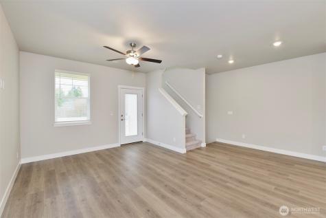 8776 151st Street E Puyallup WA 98375