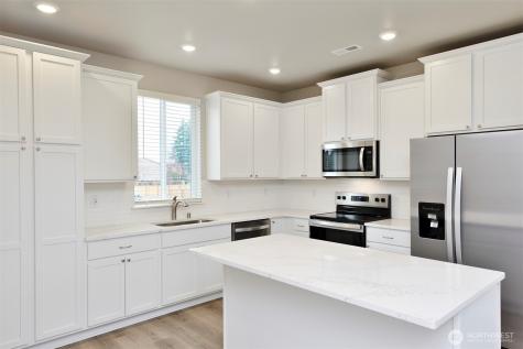 8776 151st Street E Puyallup WA 98375