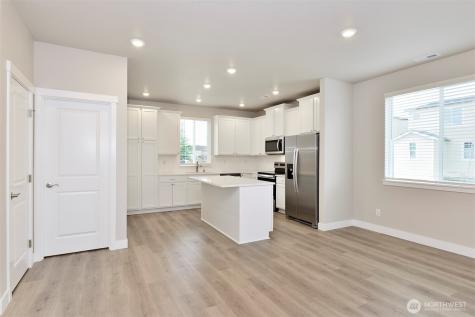 8776 151st Street E Puyallup WA 98375