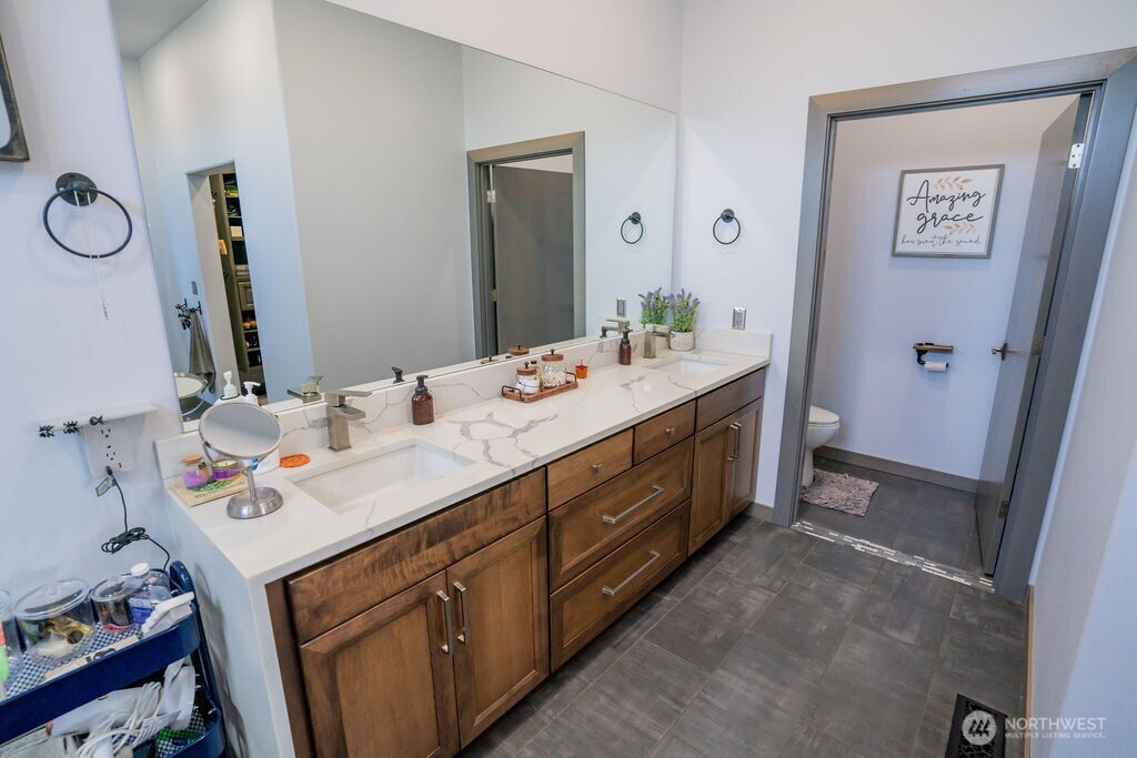 3962 Road F NE Moses Lake WA 98837
