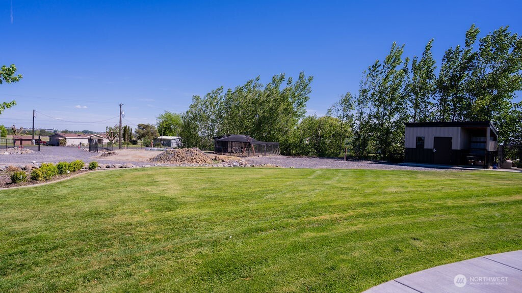 3962 Road F NE Moses Lake WA 98837