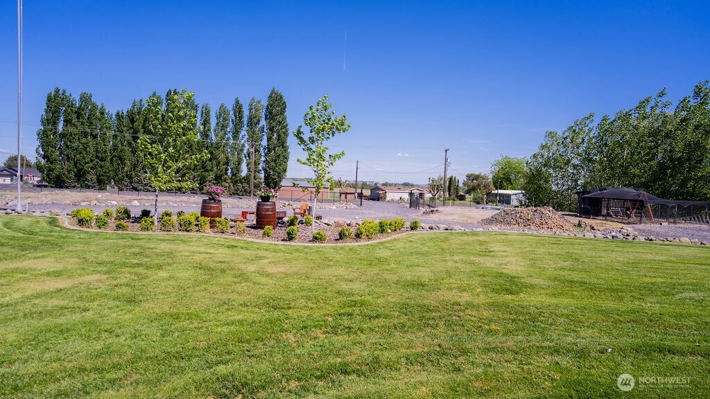 3962 Road F NE Moses Lake WA 98837