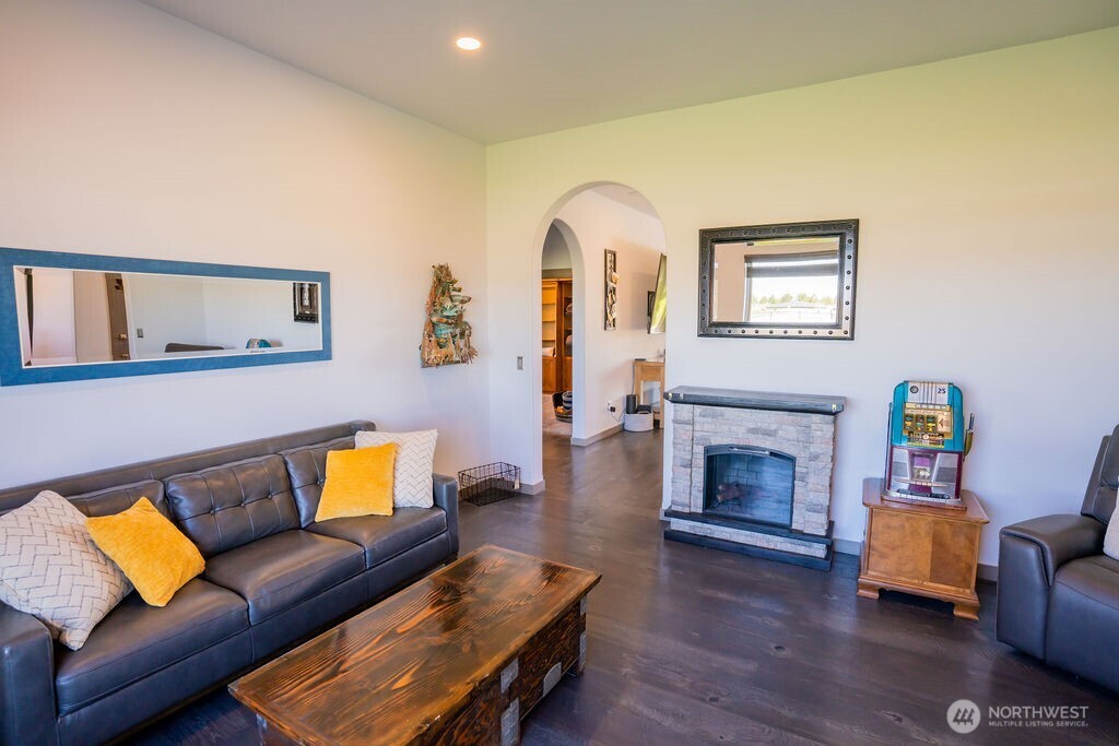3962 Road F NE Moses Lake WA 98837