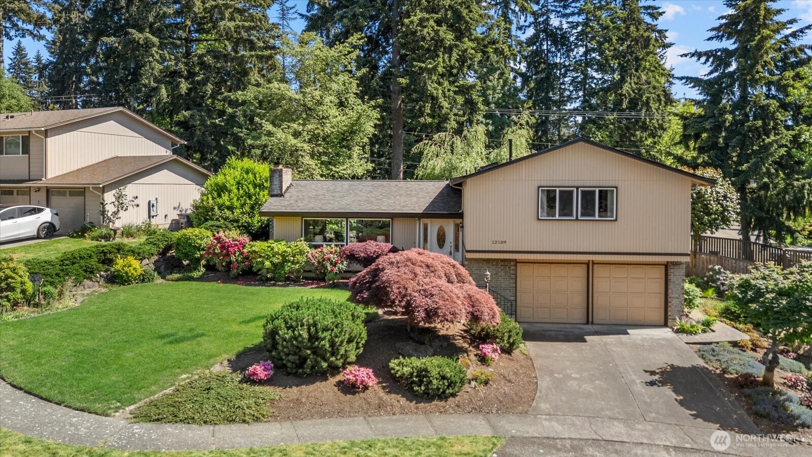 12109 SE 68th Place Bellevue WA 98006
