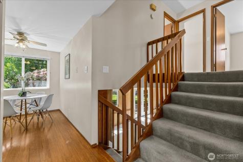 12109 SE 68th Place Bellevue WA 98006