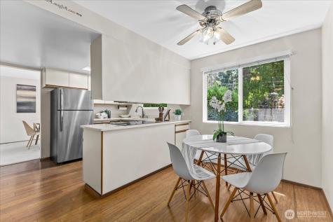 12109 SE 68th Place Bellevue WA 98006