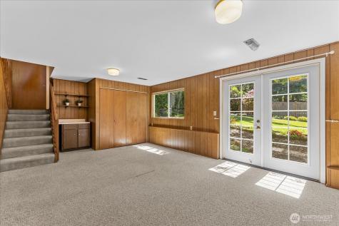 12109 SE 68th Place Bellevue WA 98006