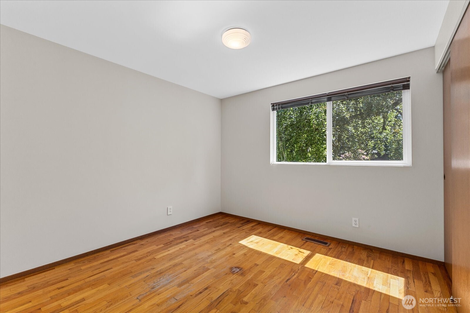 12109 SE 68th Place Bellevue WA 98006
