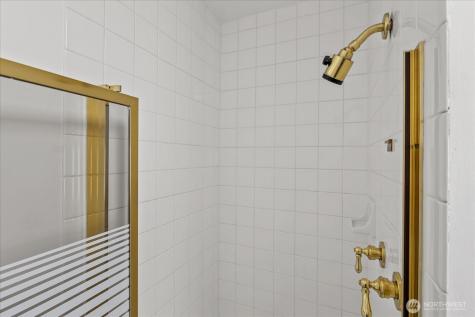 12109 SE 68th Place Bellevue WA 98006