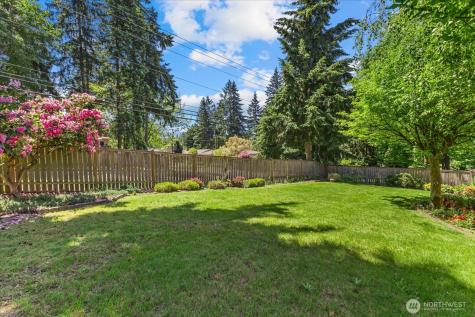12109 SE 68th Place Bellevue WA 98006