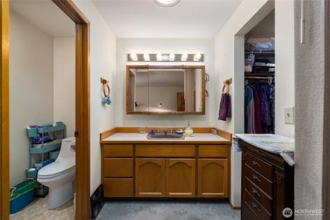 319 Shelter Bay Drive La Conner WA 98257