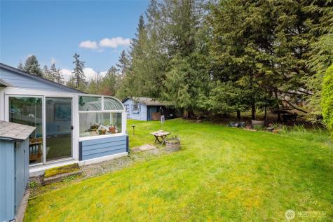 319 Shelter Bay Drive La Conner WA 98257
