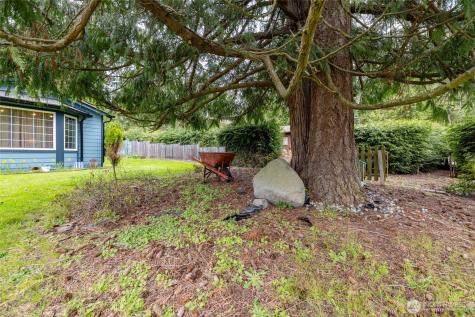 319 Shelter Bay Drive La Conner WA 98257