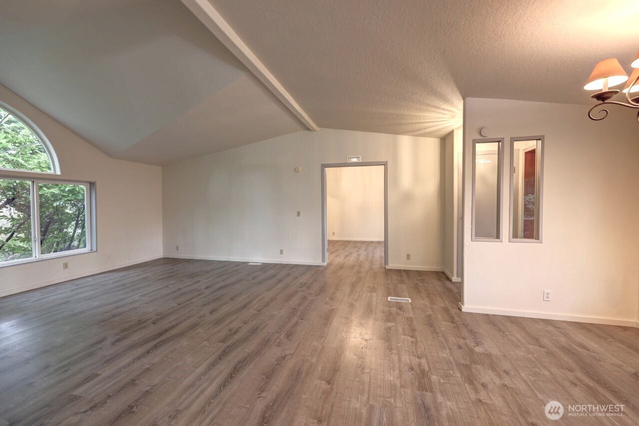 10606 Pacific Way Long Beach WA 98631