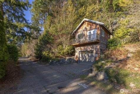2111 Dellesta Bellingham WA 98226