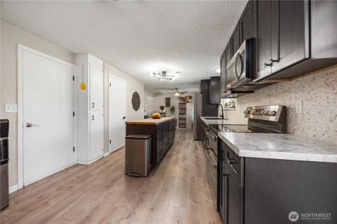 928 Selkirk Place Brewster WA 98812