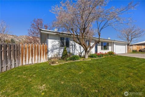 928 Selkirk Place Brewster WA 98812