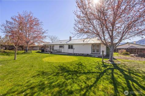 928 Selkirk Place Brewster WA 98812