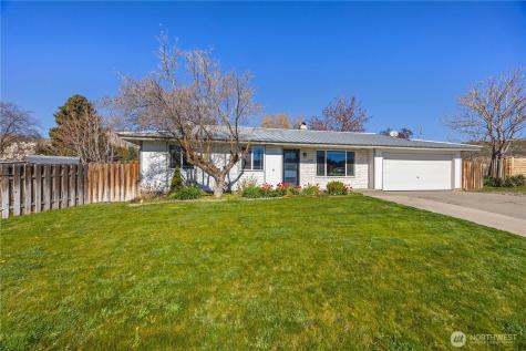 928 Selkirk Place Brewster WA 98812