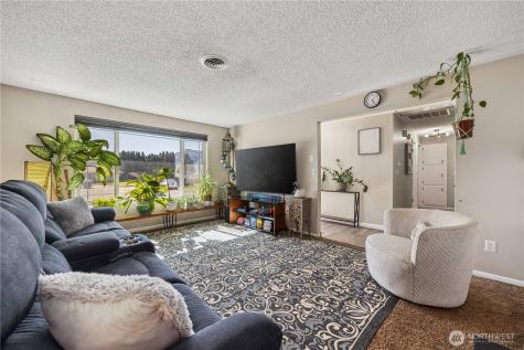 928 Selkirk Place Brewster WA 98812