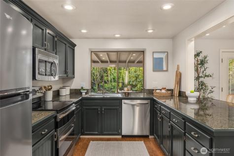 5344 Ruby Place NE Bainbridge Island WA 98110