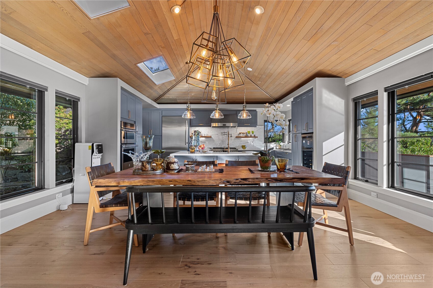 5425 96th Avenue SE Mercer Island WA 98040