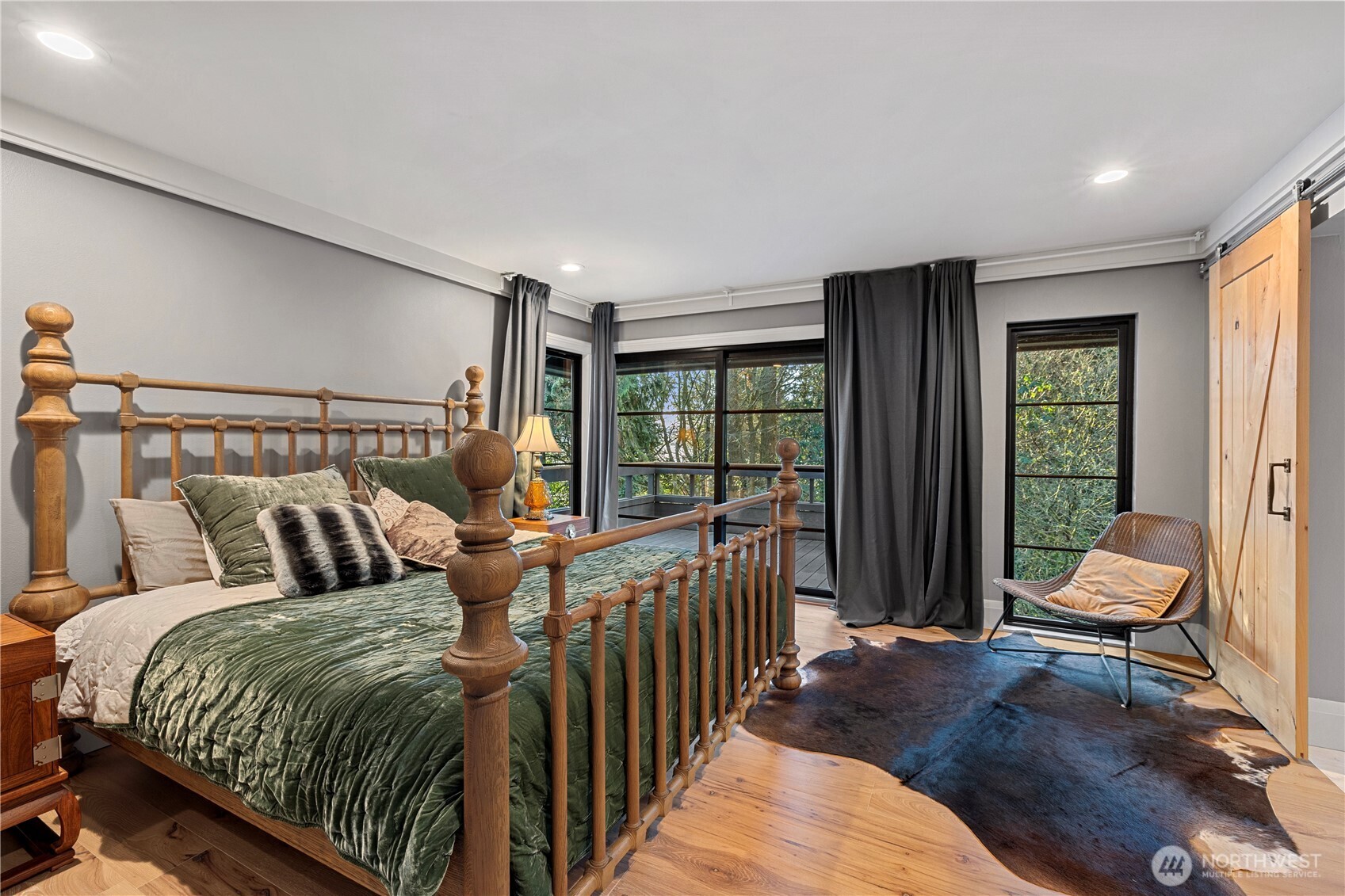 5425 96th Avenue SE Mercer Island WA 98040