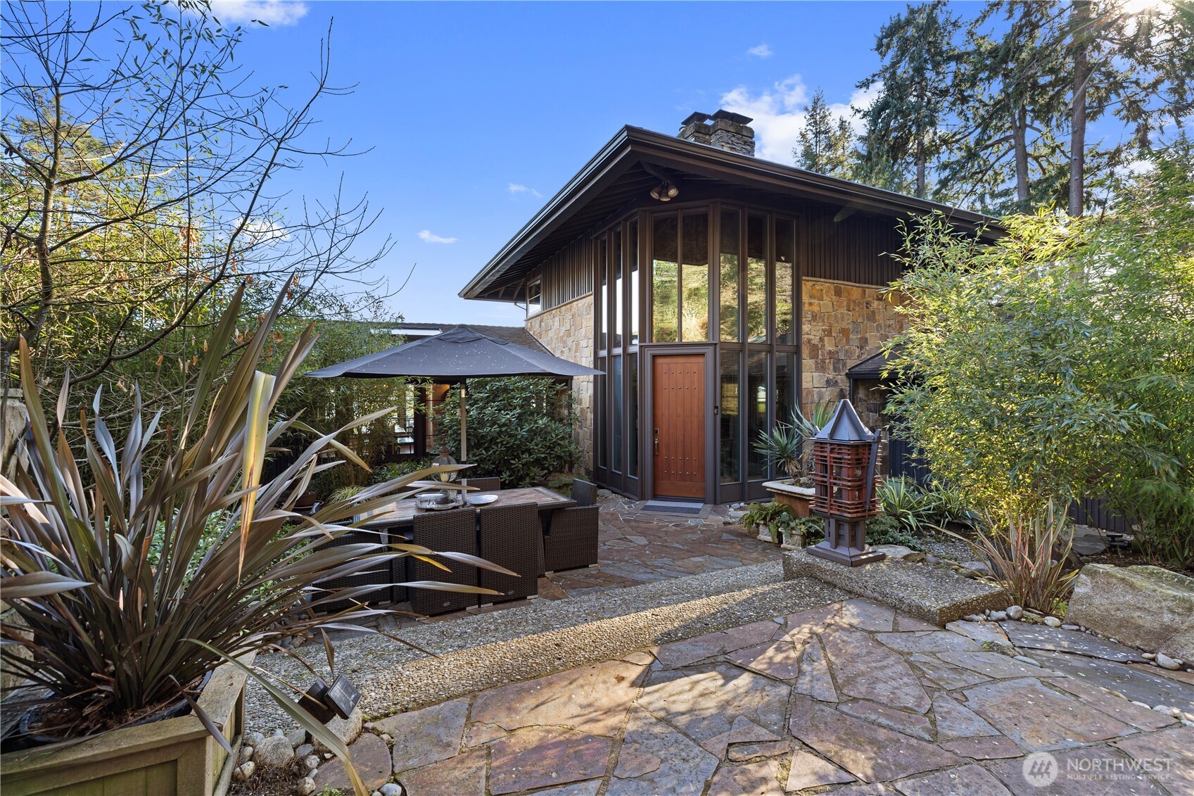 5425 96th Avenue SE Mercer Island WA 98040