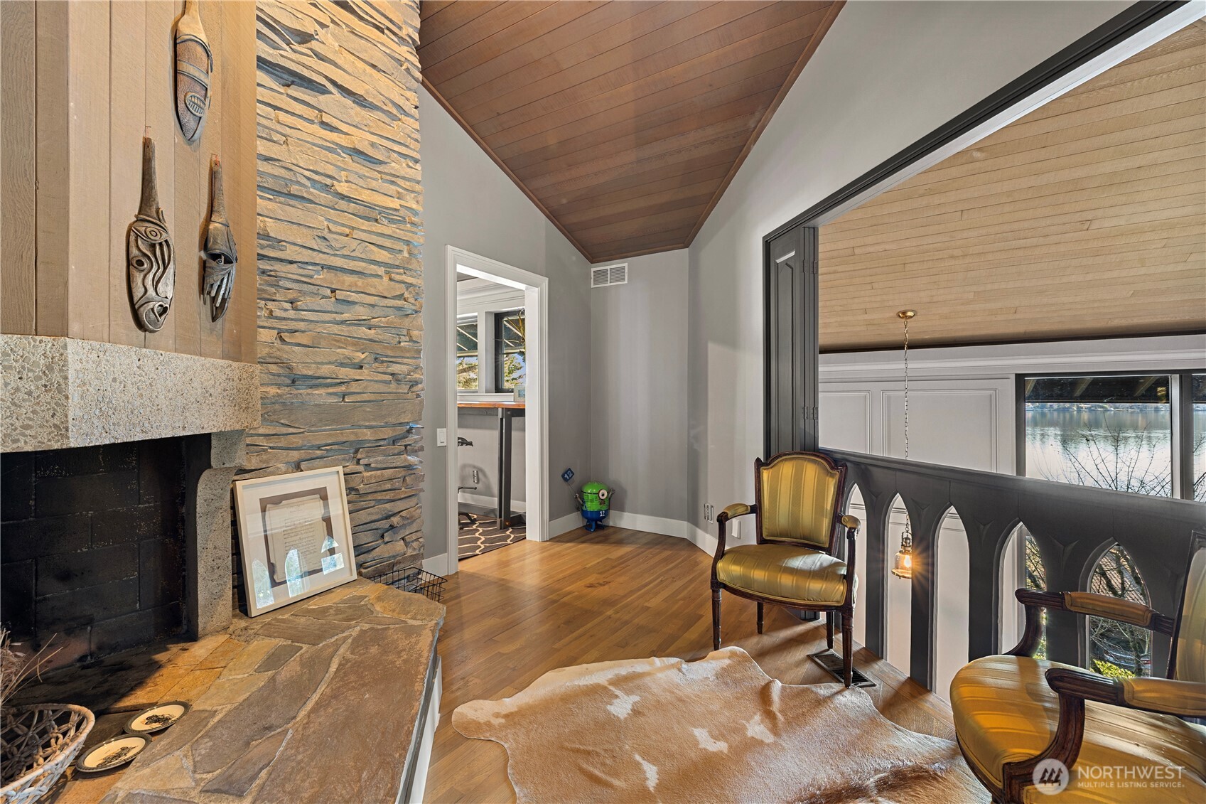 5425 96th Avenue SE Mercer Island WA 98040