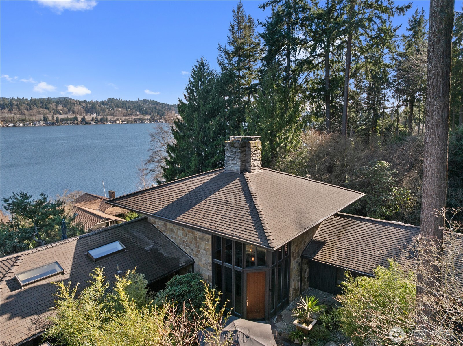 5425 96th Avenue SE Mercer Island WA 98040