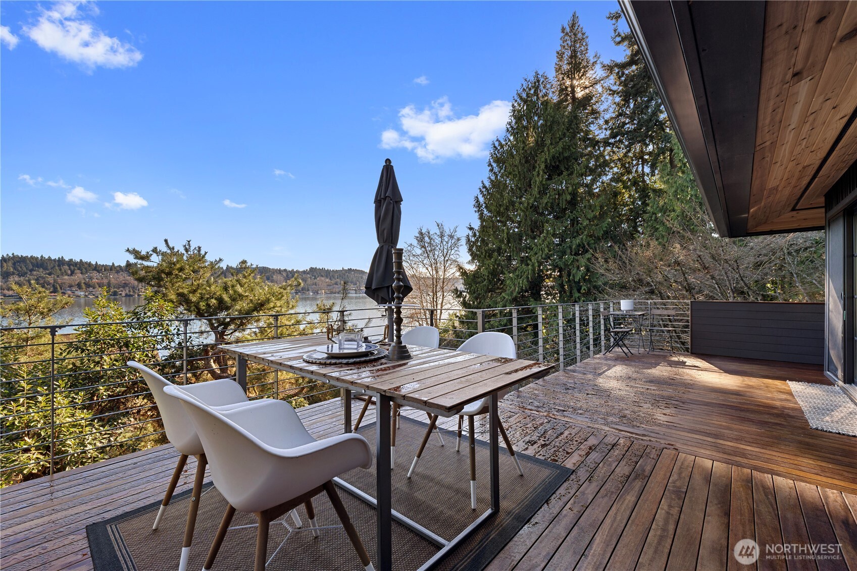 5425 96th Avenue SE Mercer Island WA 98040
