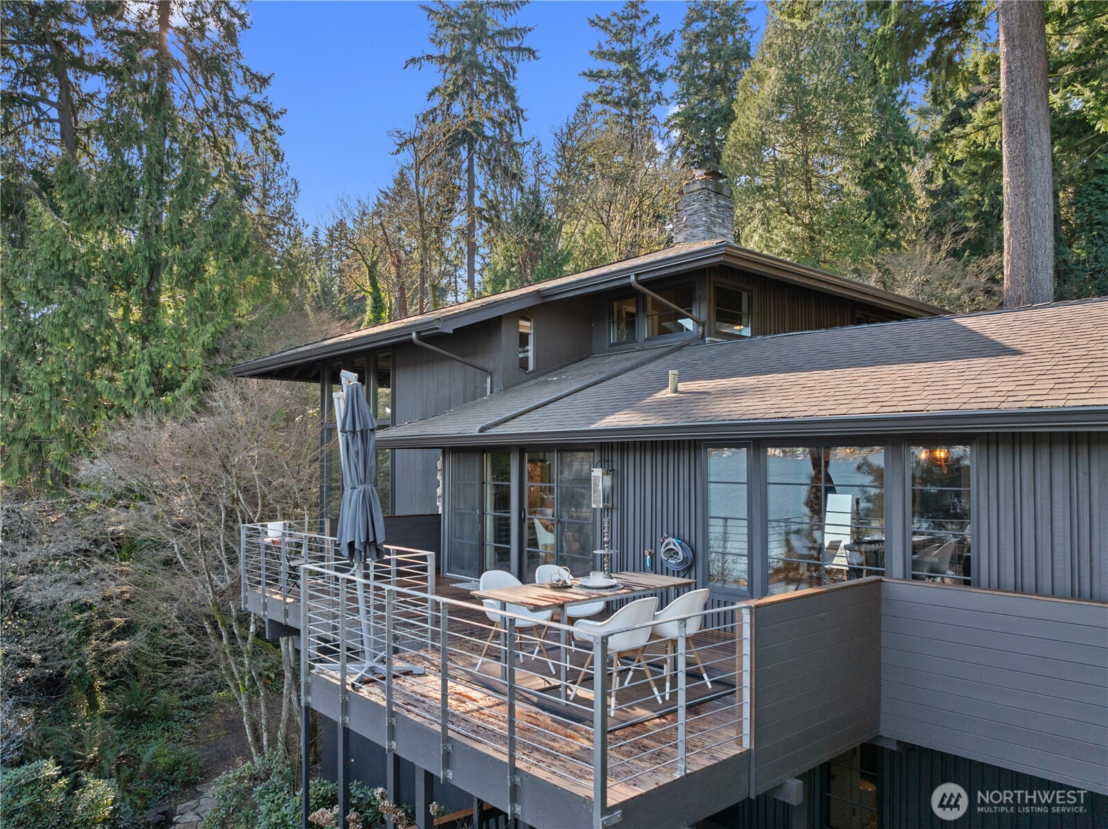 5425 96th Avenue SE Mercer Island WA 98040