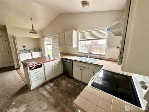 24516 47th Avenue E Graham WA 98338