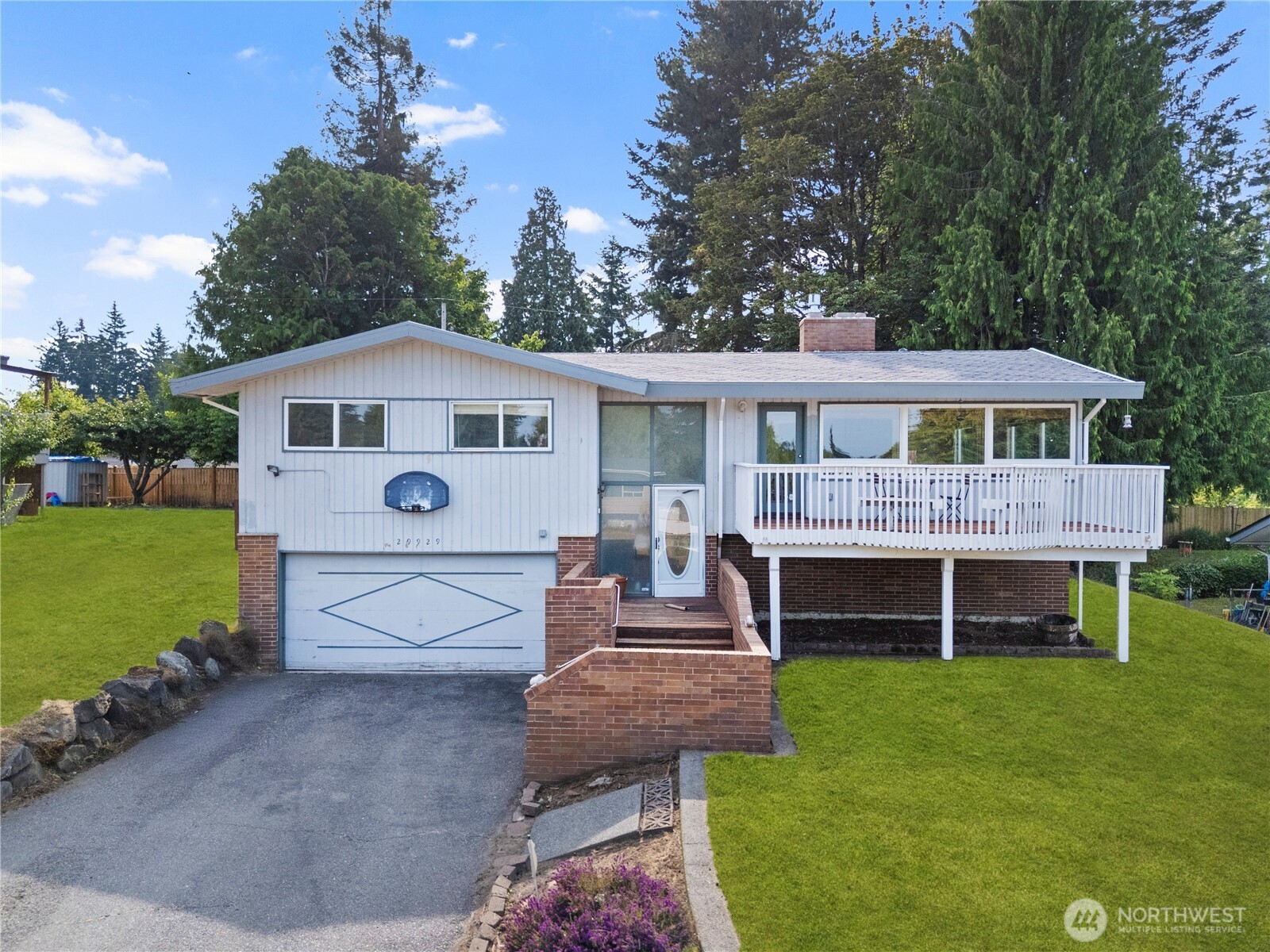 29929 4th Avenue SW Federal Way WA 98023