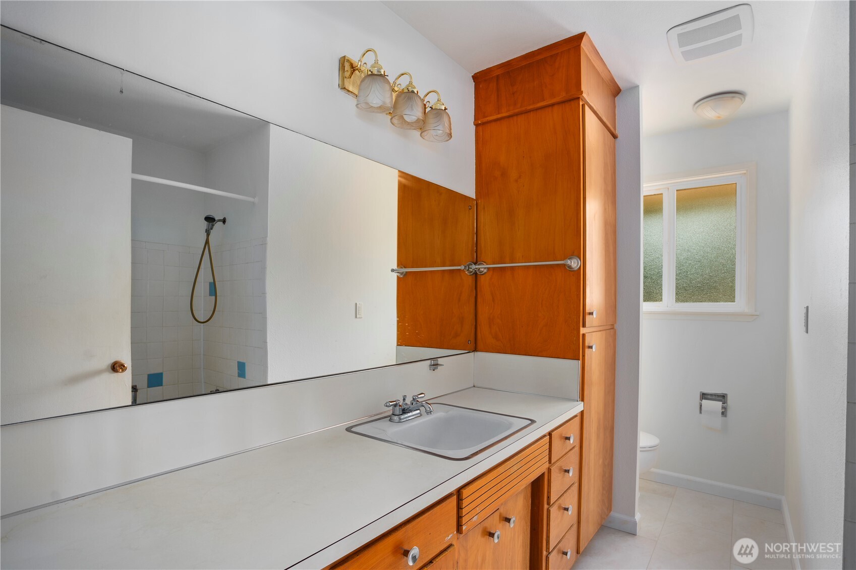 29929 4th Avenue SW Federal Way WA 98023