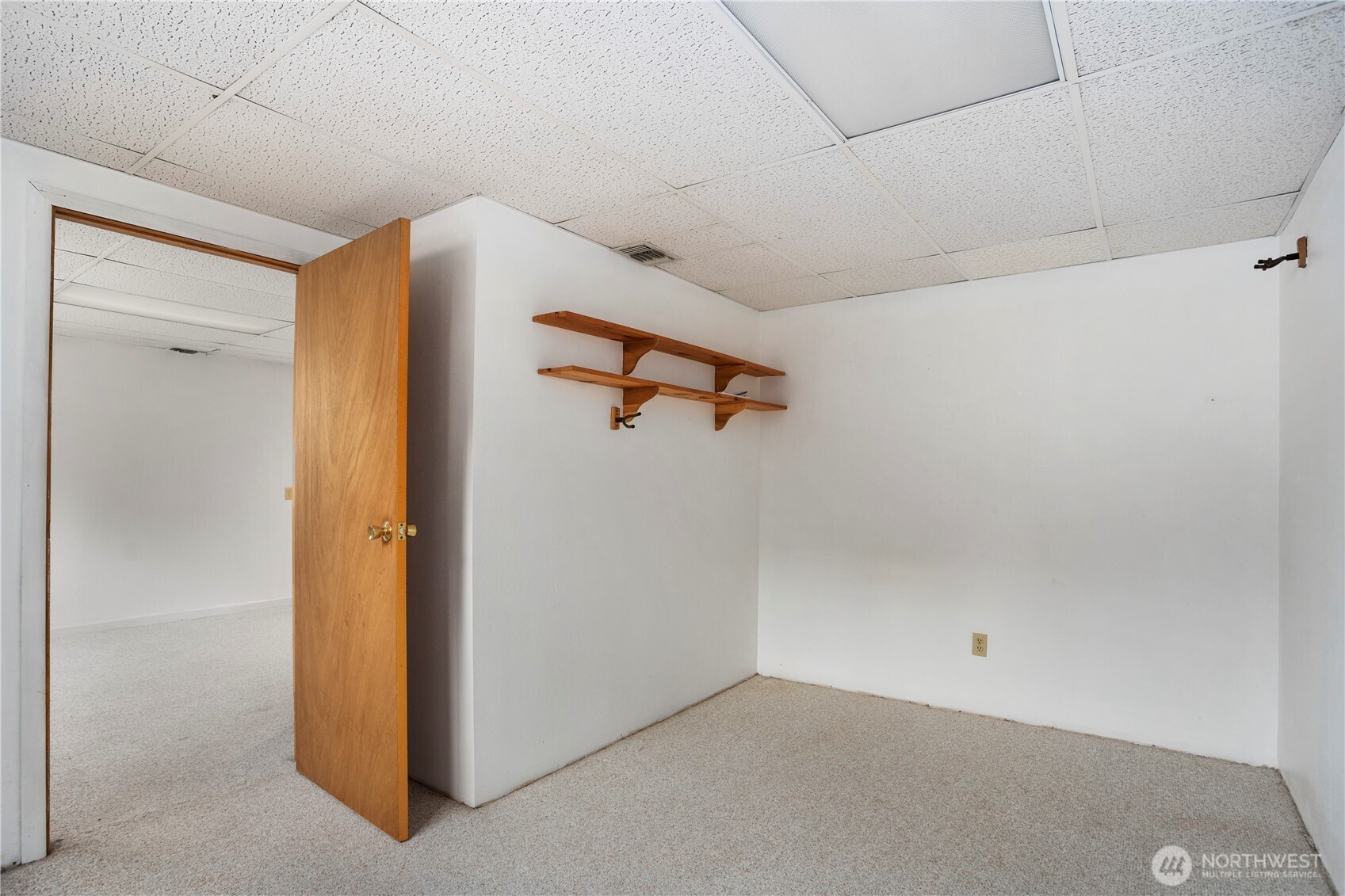 29929 4th Avenue SW Federal Way WA 98023