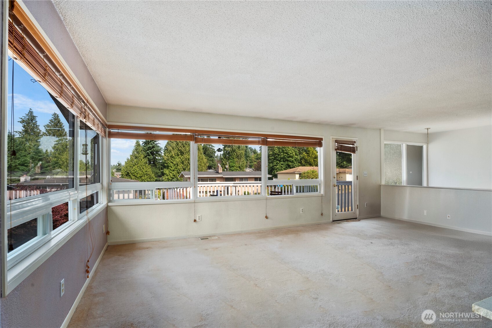 29929 4th Avenue SW Federal Way WA 98023