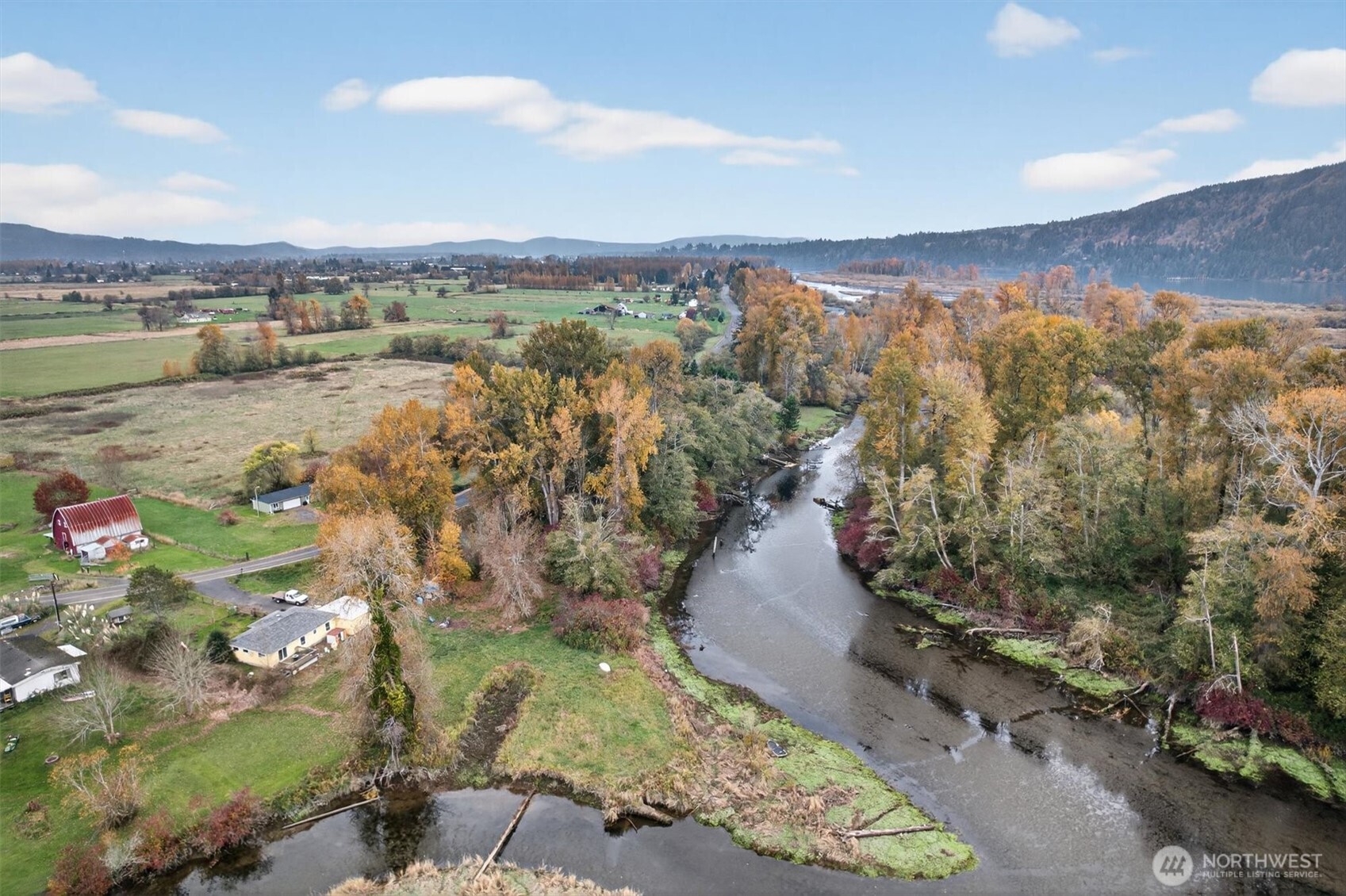 340 E Sunny Sands Road Cathlamet WA 98612