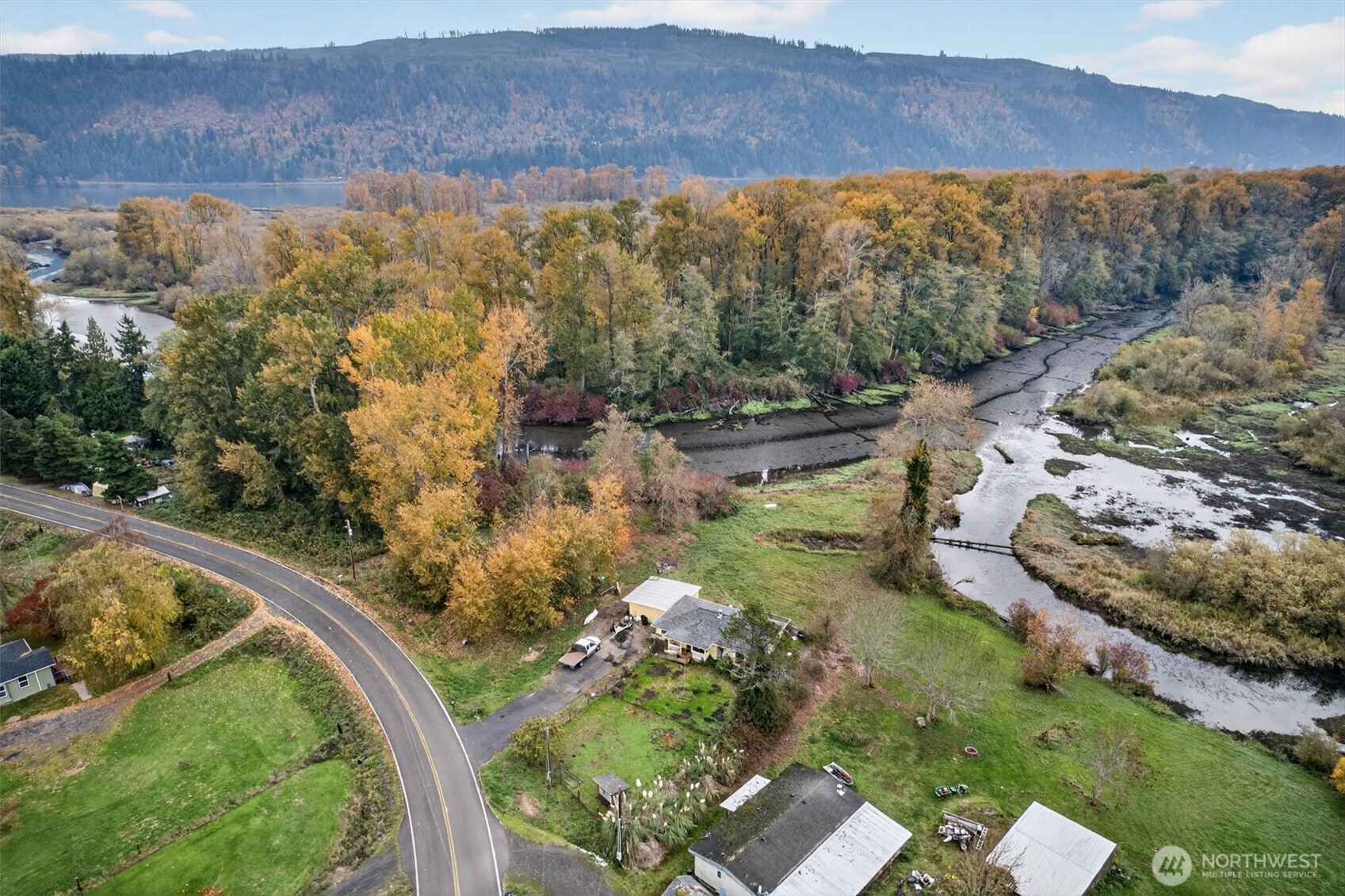 340 E Sunny Sands Road Cathlamet WA 98612