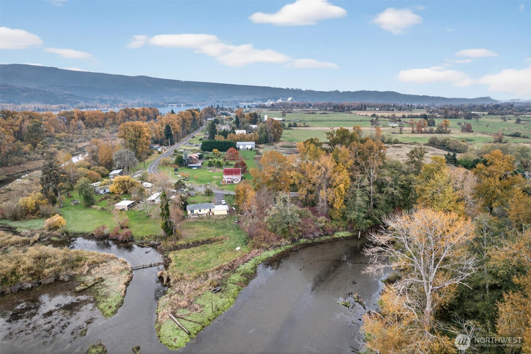 340 E Sunny Sands Road Cathlamet WA 98612