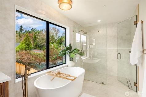 11315 113th Place NE Kirkland WA 98033