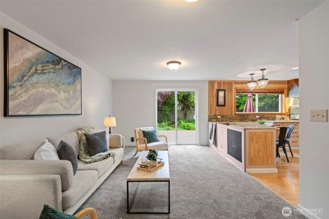 816 151st Place SW Lynnwood WA 98087