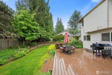 816 151st Place SW Lynnwood WA 98087