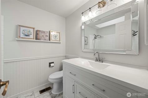 816 151st Place SW Lynnwood WA 98087