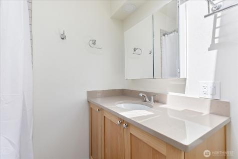 301 Snakelum Point Road Coupeville WA 98239