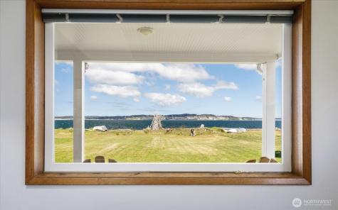 301 Snakelum Point Road Coupeville WA 98239