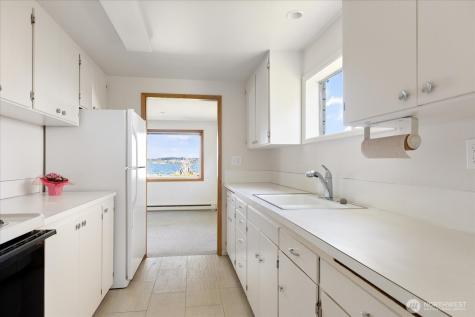 301 Snakelum Point Road Coupeville WA 98239