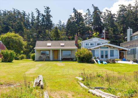 301 Snakelum Point Road Coupeville WA 98239