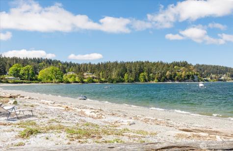 301 Snakelum Point Road Coupeville WA 98239