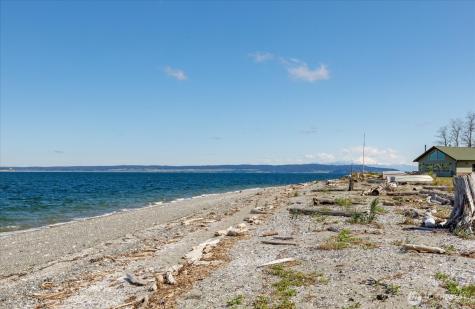 301 Snakelum Point Road Coupeville WA 98239